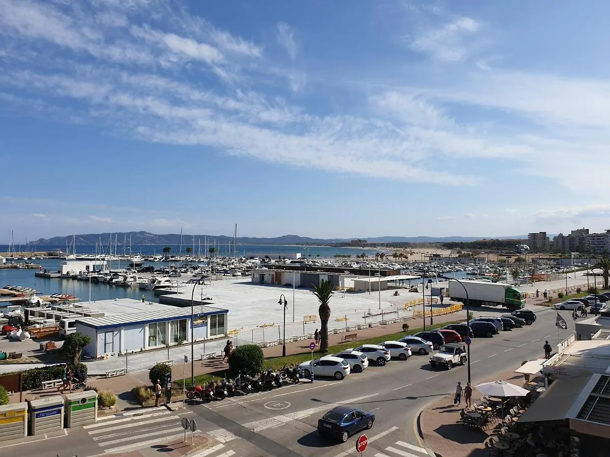 Apartment L'Estartit, Atic Amb Terrassa Primera Linia